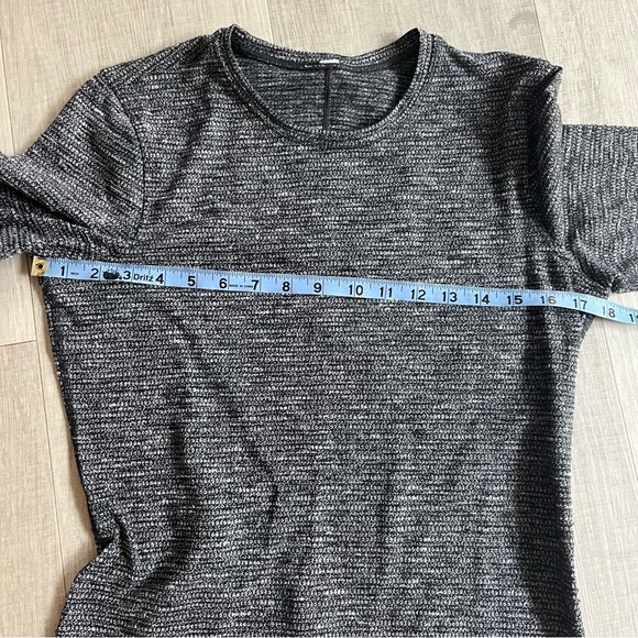 Lululemon Women's 8 - Coco Pique Black White Kitsilano Long Sleeve - Picture 4 of 7